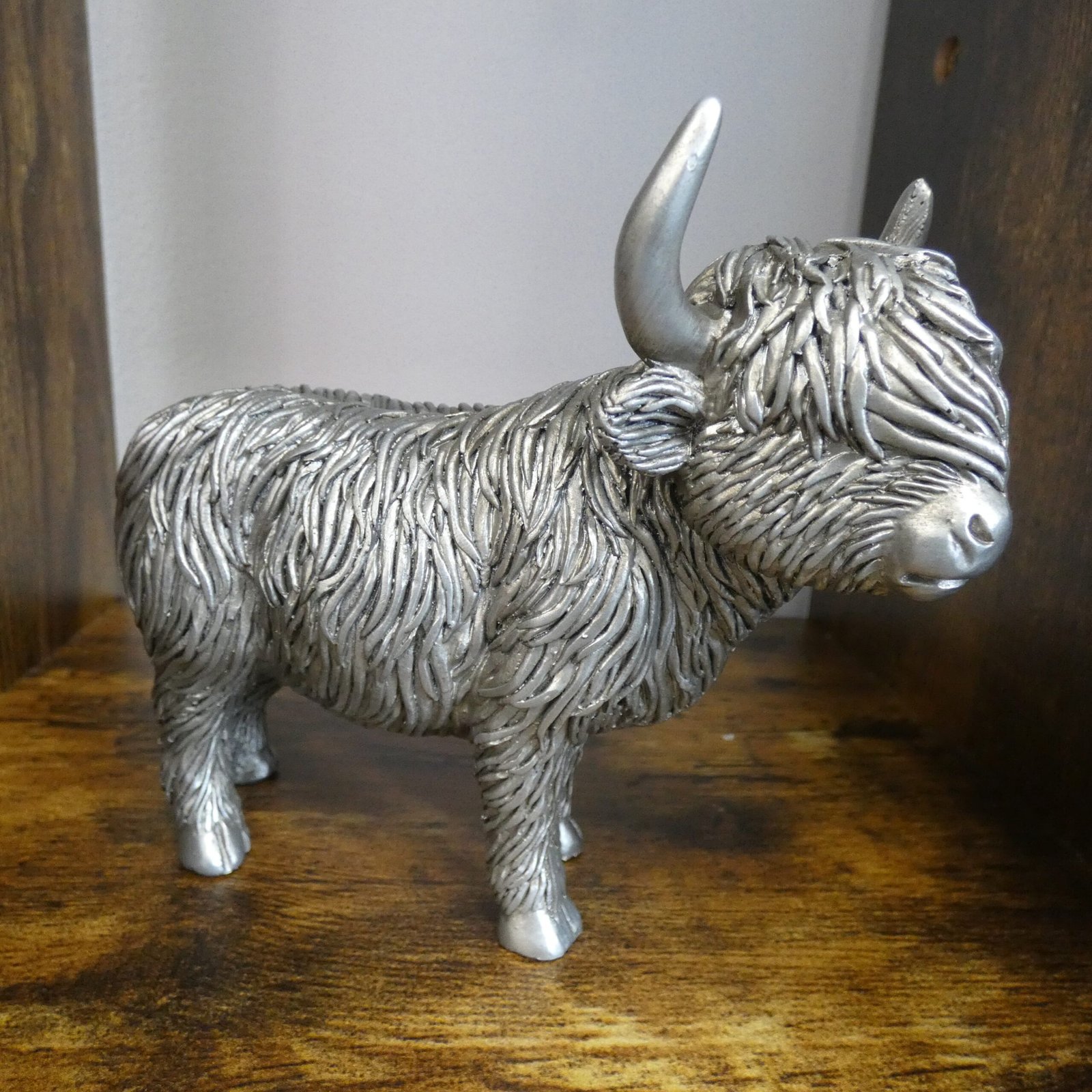 highland cow home decoration