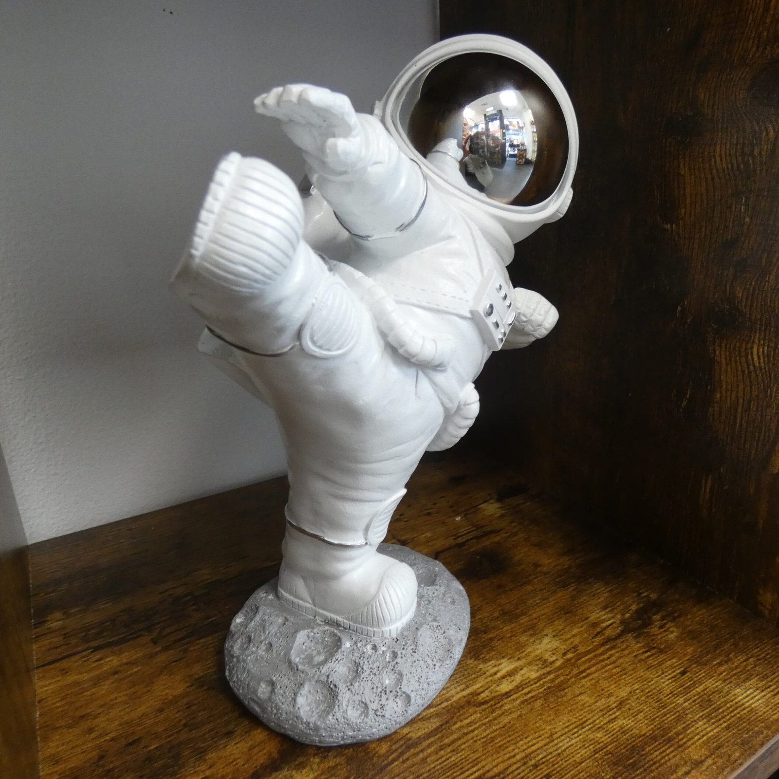 spaceman home decor