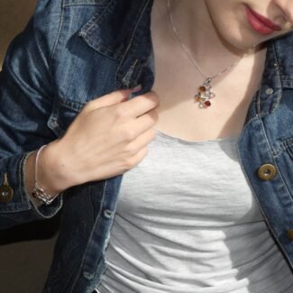 amber honeycomb bee silver pendant handmade jewellery durham moon jewellery